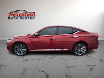 2019 Nissan Altima 2.5 Platinum AWD  Edition One - Photo 2 - Greensburg, IN 47240-9353