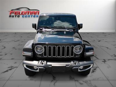 2024 Jeep Wrangler Sahara   - Photo 11 - Greensburg, IN 47240-9353