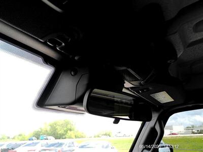 2024 Jeep Wrangler Sahara   - Photo 30 - Greensburg, IN 47240-9353