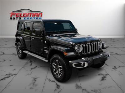2024 Jeep Wrangler Sahara   - Photo 13 - Greensburg, IN 47240-9353