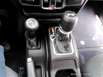 2024 Jeep Wrangler Sahara   - Photo 27 - Greensburg, IN 47240-9353