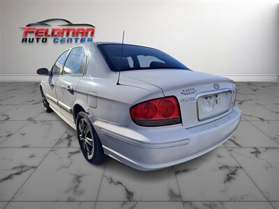 2003 Hyundai SONATA   - Photo 4 - Greensburg, IN 47240-9353