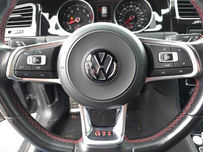 2019 Volkswagen Golf GTI SE   - Photo 19 - Greensburg, IN 47240-9353