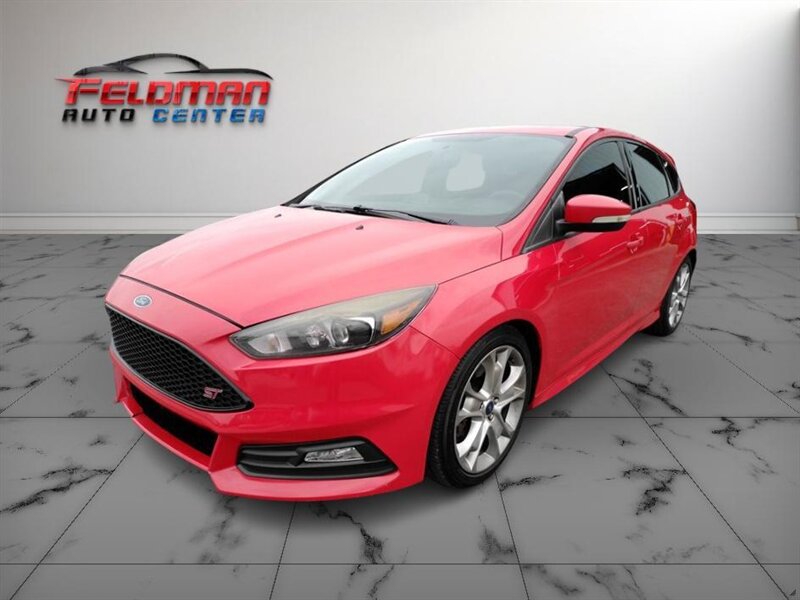 2016 Ford Focus ST  