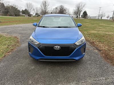2018 Hyundai IONIQ Hybrid Blue   - Photo 8 - Greensburg, IN 47240-9353