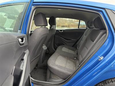 2018 Hyundai IONIQ Hybrid Blue   - Photo 16 - Greensburg, IN 47240-9353