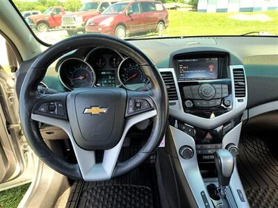 2013 Chevrolet Cruze 1LT Auto   - Photo 13 - Greensburg, IN 47240-9353