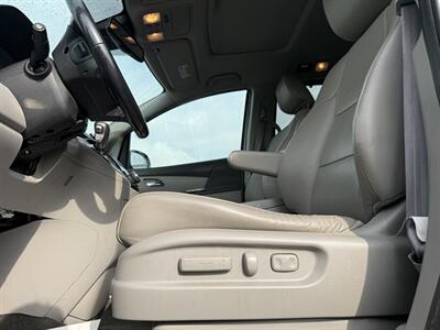 2016 Honda Odyssey EX-L Wagon   - Photo 22 - Greensburg, IN 47240-9353