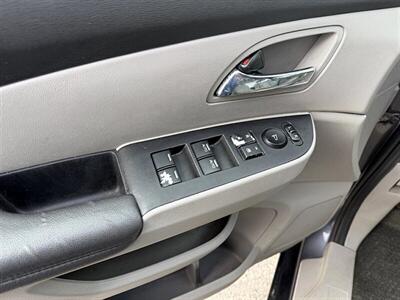 2016 Honda Odyssey EX-L Wagon   - Photo 21 - Greensburg, IN 47240-9353