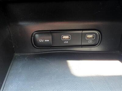 2022 Kia K5 GT-Line   - Photo 6 - Greensburg, IN 47240-9353
