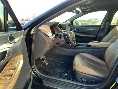 2020 Hyundai SONATA Limited   - Photo 11 - Greensburg, IN 47240-9353