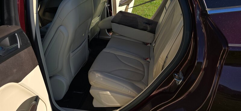 2016 Lincoln MKC Reserve - Photo 16 - Greensburg, IN 47240-9353