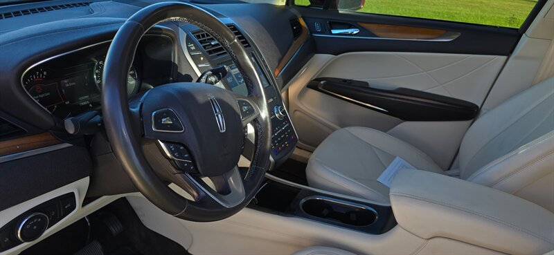 2016 Lincoln MKC Reserve - Photo 15 - Greensburg, IN 47240-9353
