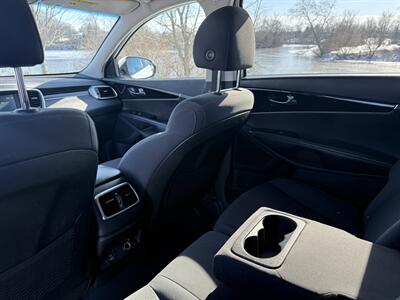 2019 Kia Sorento LX V6   - Photo 16 - Greensburg, IN 47240-9353