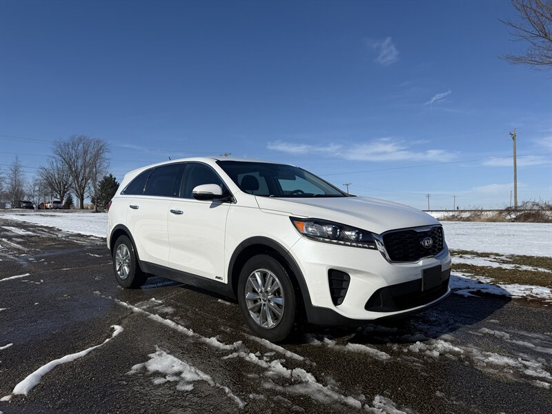 2019 Kia Sorento LX V6   - Photo 1 - Greensburg, IN 47240-9353