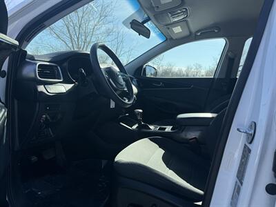 2019 Kia Sorento LX V6   - Photo 29 - Greensburg, IN 47240-9353