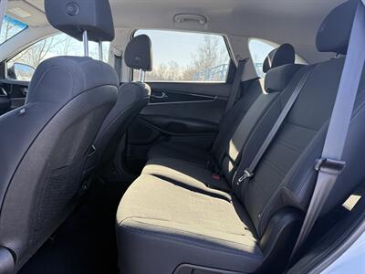 2019 Kia Sorento LX V6   - Photo 15 - Greensburg, IN 47240-9353