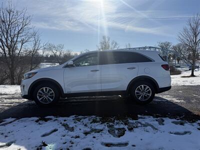 2019 Kia Sorento LX V6   - Photo 8 - Greensburg, IN 47240-9353
