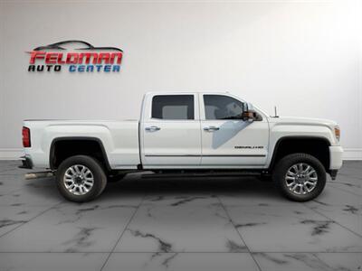 2016 GMC Sierra 2500HD Denali   - Photo 8 - Greensburg, IN 47240-9353