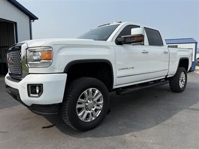 2016 GMC Sierra 2500HD Denali   - Photo 1 - Greensburg, IN 47240-9353