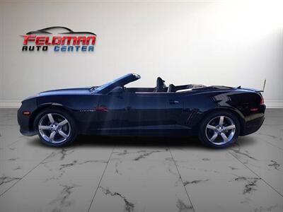 2015 Chevrolet Camaro LT  Convertible - Photo 2 - Greensburg, IN 47240-9353