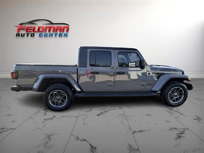 2021 Jeep Gladiator Overland   - Photo 6 - Greensburg, IN 47240-9353