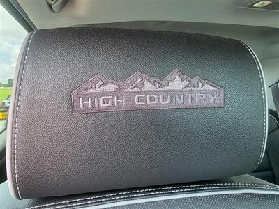 2018 Chevrolet Silverado 1500 High Country   - Photo 18 - Greensburg, IN 47240-9353