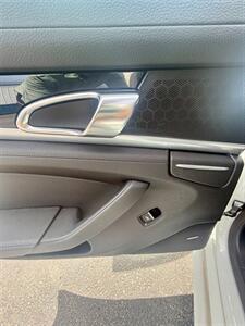 2015 Porsche Panamera 4S - Photo 17 - Greensburg, IN 47240-9353