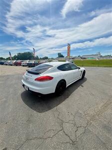 2015 Porsche Panamera 4S - Photo 14 - Greensburg, IN 47240-9353