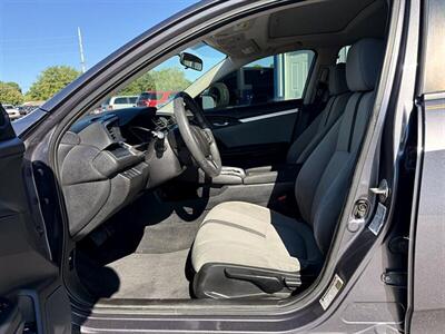 2018 Honda Civic EX   - Photo 11 - Greensburg, IN 47240-9353