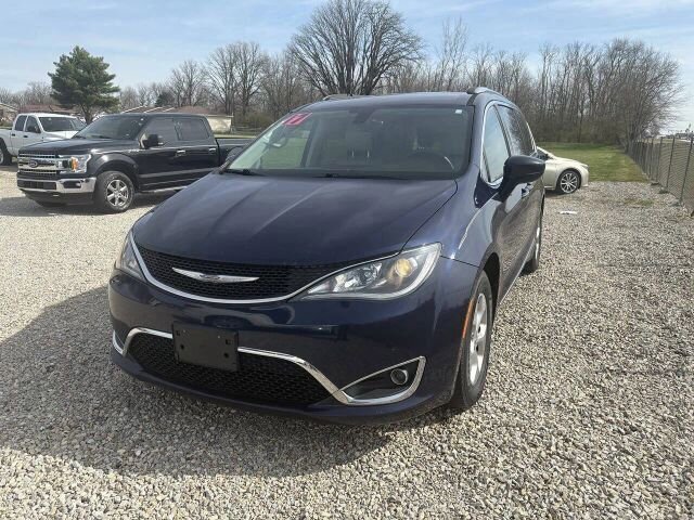 2017 Chrysler Pacifica Touring L Plus  