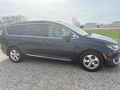 2017 Chrysler Pacifica Touring L Plus - Photo 8 - Greensburg, IN 47240-9353