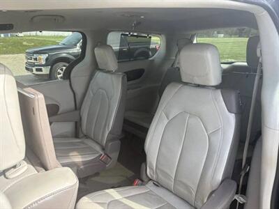 2017 Chrysler Pacifica Touring L Plus - Photo 11 - Greensburg, IN 47240-9353