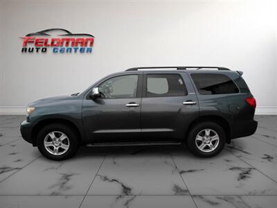 2008 Toyota Sequoia Limited   - Photo 3 - Greensburg, IN 47240-9353