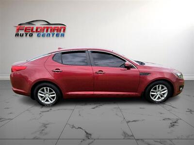 2013 Kia Optima LX   - Photo 6 - Greensburg, IN 47240-9353