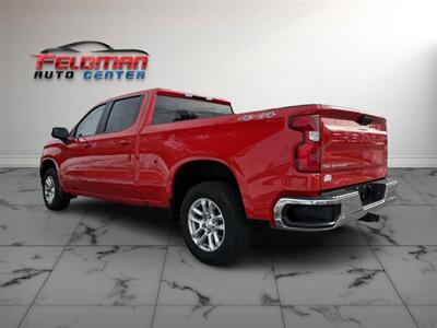 2023 Chevrolet Silverado 1500 LT   - Photo 3 - Greensburg, IN 47240-9353
