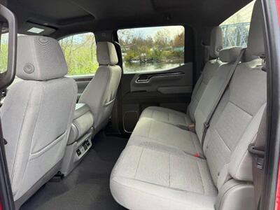 2023 Chevrolet Silverado 1500 LT   - Photo 17 - Greensburg, IN 47240-9353