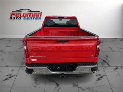 2023 Chevrolet Silverado 1500 LT   - Photo 5 - Greensburg, IN 47240-9353