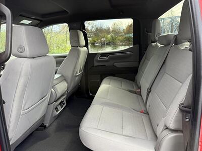 2023 Chevrolet Silverado 1500 LT   - Photo 19 - Greensburg, IN 47240-9353