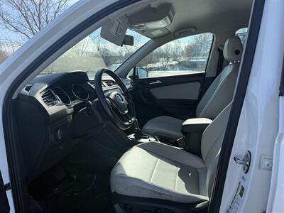 2018 Volkswagen Tiguan 2.0T SE 4Motion   - Photo 9 - Greensburg, IN 47240-9353