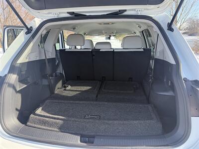 2018 Volkswagen Tiguan 2.0T SE 4Motion   - Photo 18 - Greensburg, IN 47240-9353