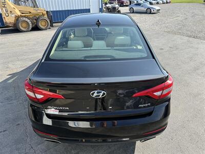 2015 Hyundai SONATA Sport   - Photo 4 - Greensburg, IN 47240-9353