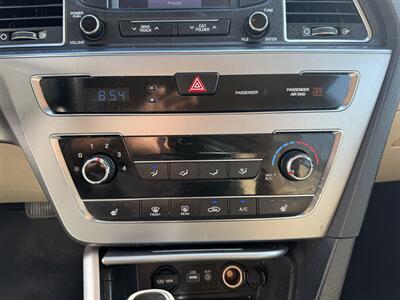 2015 Hyundai SONATA Sport   - Photo 11 - Greensburg, IN 47240-9353