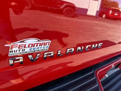 2011 Chevrolet Avalanche LTZ   - Photo 40 - Greensburg, IN 47240-9353