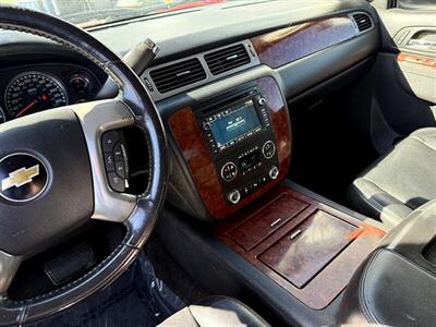 2011 Chevrolet Avalanche LTZ   - Photo 19 - Greensburg, IN 47240-9353