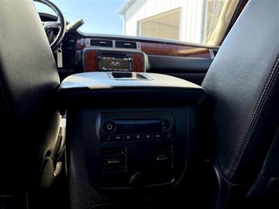 2011 Chevrolet Avalanche LTZ   - Photo 27 - Greensburg, IN 47240-9353