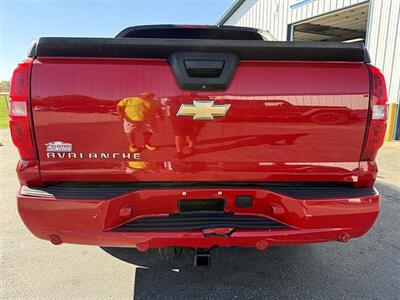 2011 Chevrolet Avalanche LTZ - Photo 4 - Greensburg, IN 47240-9353