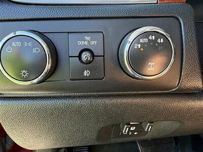 2011 Chevrolet Avalanche LTZ   - Photo 20 - Greensburg, IN 47240-9353