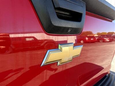 2011 Chevrolet Avalanche LTZ   - Photo 39 - Greensburg, IN 47240-9353