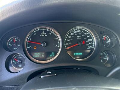 2011 Chevrolet Avalanche LTZ   - Photo 18 - Greensburg, IN 47240-9353